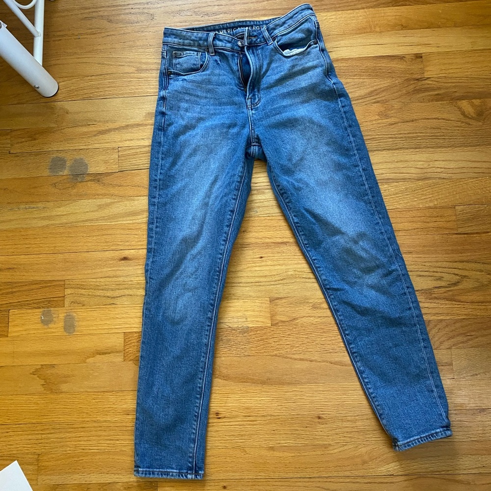 American Eagle Mom Jeans Size